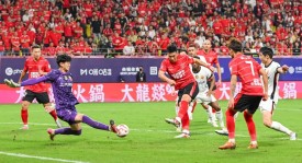 北京国安队新赛季转会传闻：塞蒂恩教练和王刚未来动向引关注