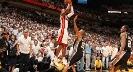 欧文：篮球场上的科比风格独立领袖，追逐冠军之路